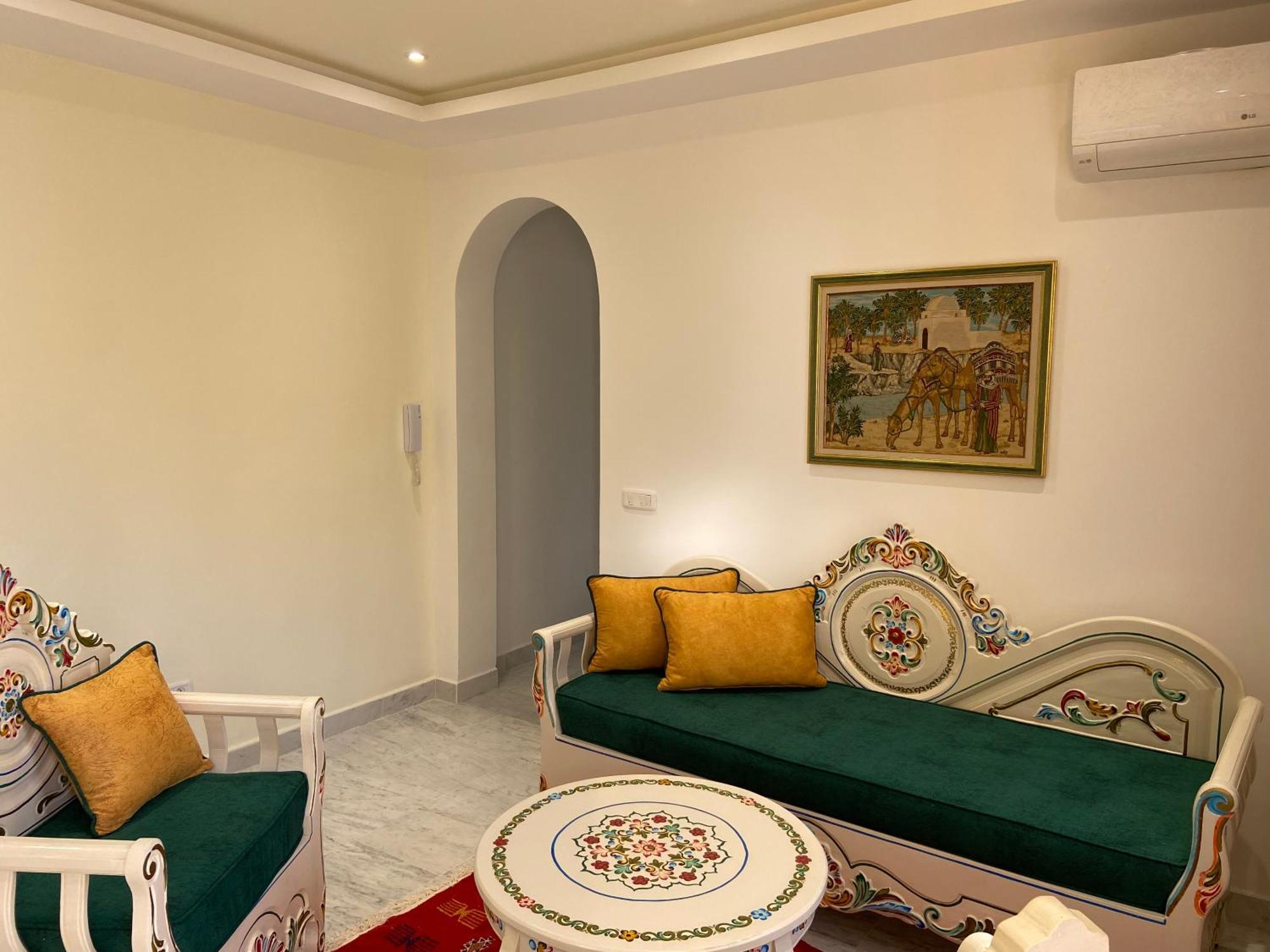 Marsa-Sidi Bousaid Cosy Authentic Apartment ลาร์มาร์ซา ภายนอก รูปภาพ